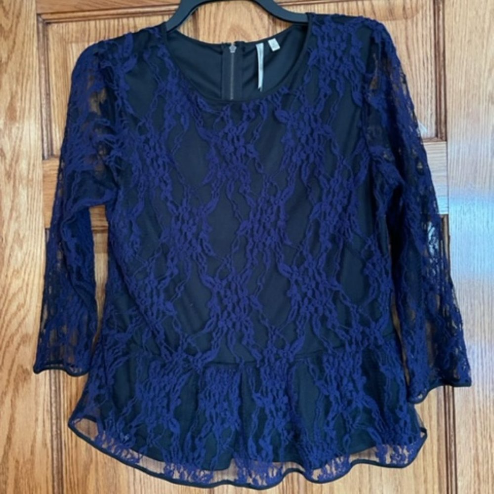 Dressy Lace Top -L